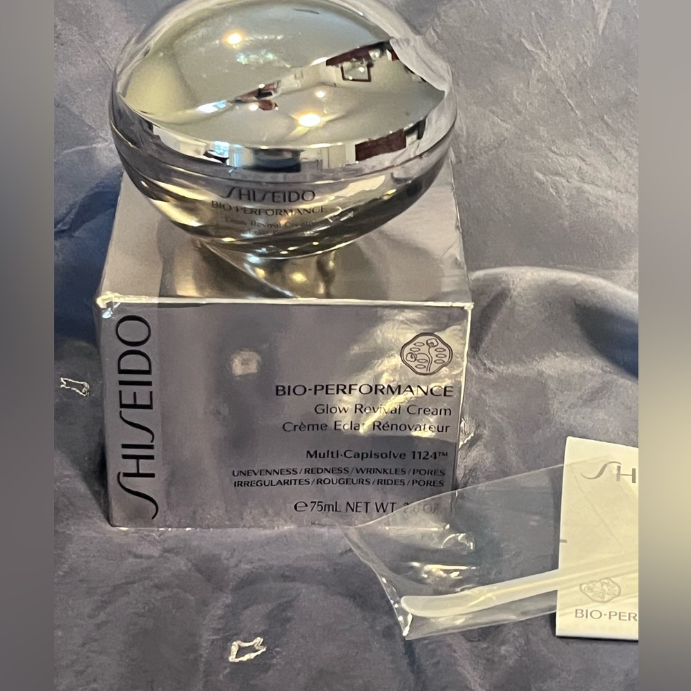 SHISEIDO BIO-PERFORMANCE Glow Revival Cream 
- NEW - Sealed jar
